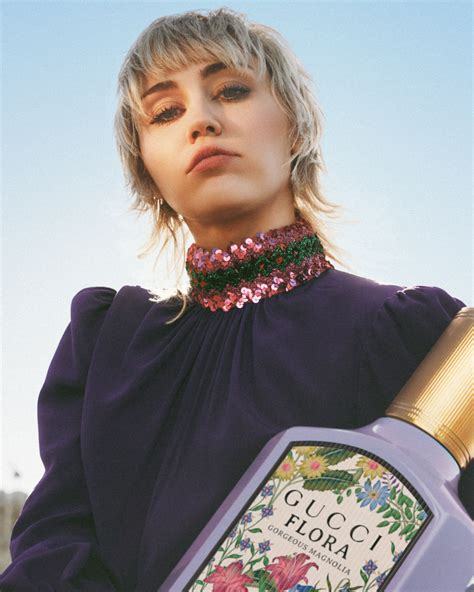 miley cyrus lifted her shirt in gucci belt|Miley Cyrus, the star of the dreamy Gucci Flora campaign by .